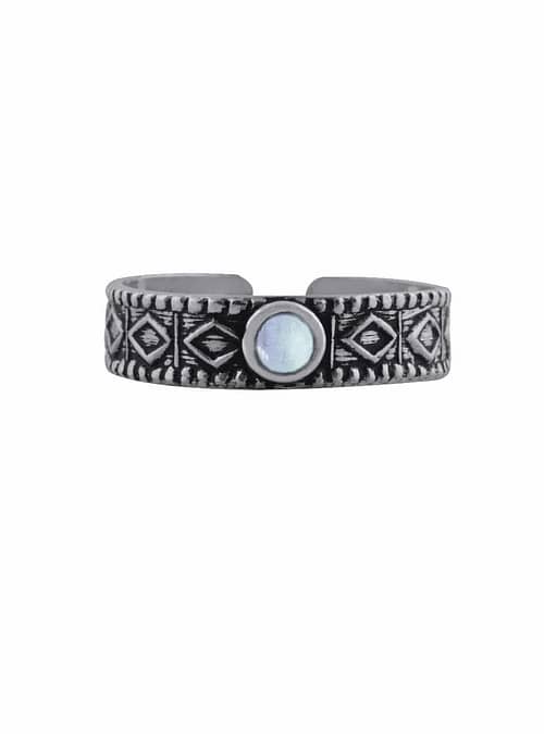 aranza-sterling-silver-mid-ring-moonstone-front