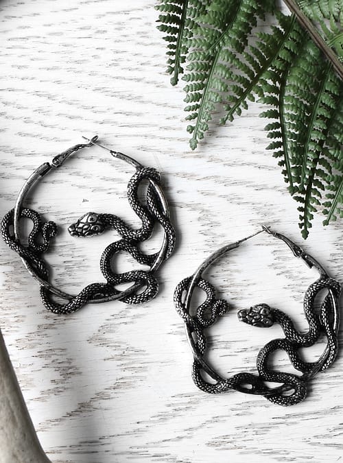 entwine-silver-earrings-serpent-restyle-hellaholics