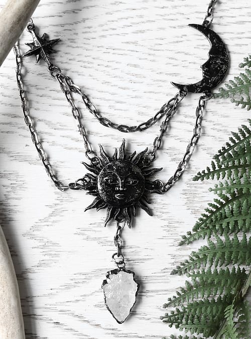 moon-and-sun-silver-necklace-restyle-hellaholics