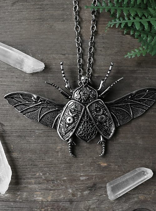 occult-beetle-pendant-necklace-restyle-sold-hellaholics