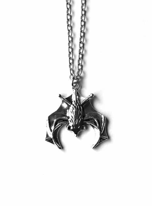 bat-necklace-hellaholics