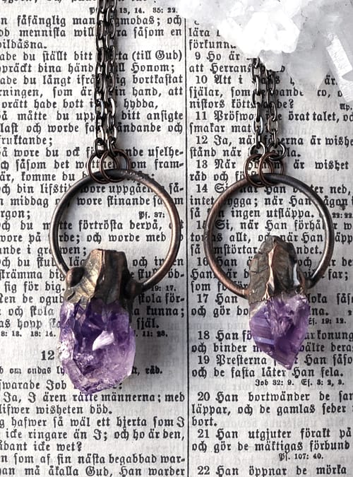 circle-of-life-amethyst-bronze-necklaces-hellaholics