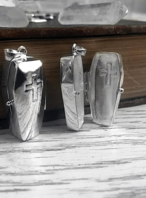 coffin-silver-locket-by-hellaholics