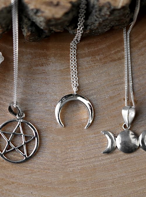 pentagram-hunting-moon-triple-moon-sterling-silver-pendants-hellaholics (1)
