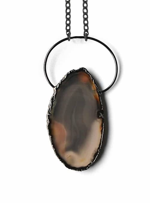 circle-of-life-agate-brown-necklace-hellaholics