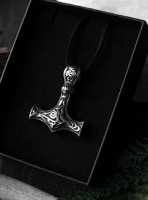 thors-hammer-stainless-steel-necklace-hellaholics