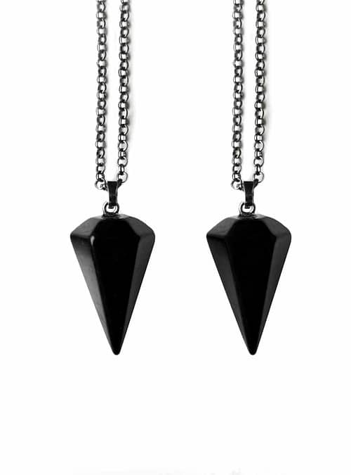 pendulum-onyx-necklace-hellaholics