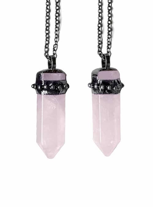 zaria-rose-quartz-gun-metal-necklace-hellaholics