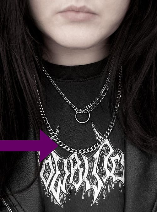 lita-stainlness-steel-chain-necklace-model-hellaholics