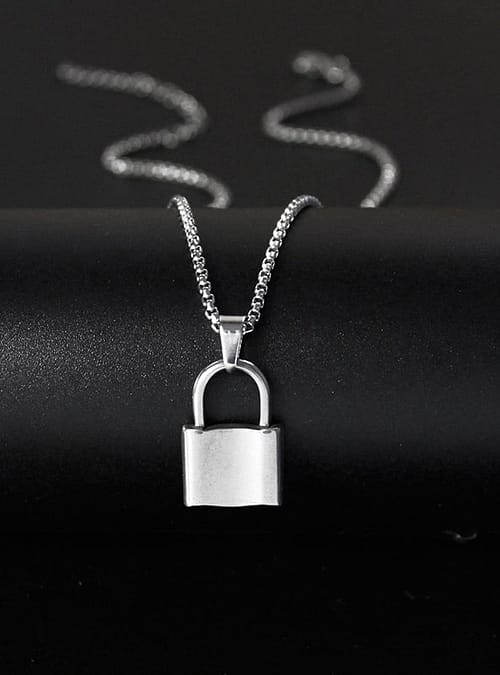 lock-stainless-steel-necklace-2