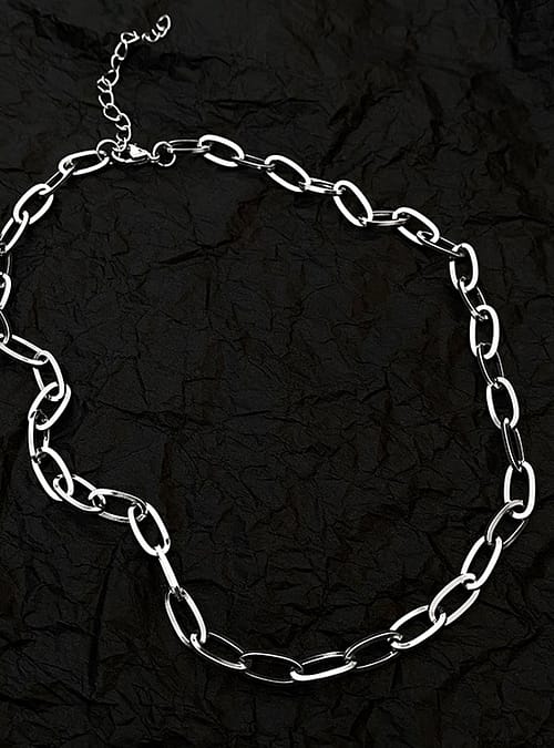 sheena-stainless-steel-short-chain-necklace-hellaholics-2
