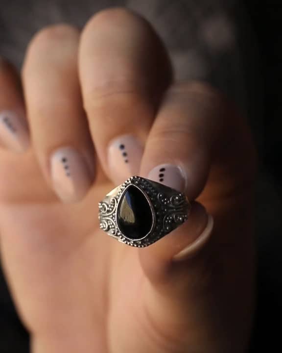 Styling Nakti Onyx Silver Ring1