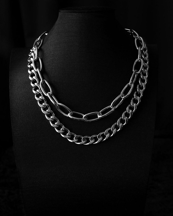 Bundle-curtis-logan-stainless-steel-extra-large-curb-chain-necklace-hellaholics