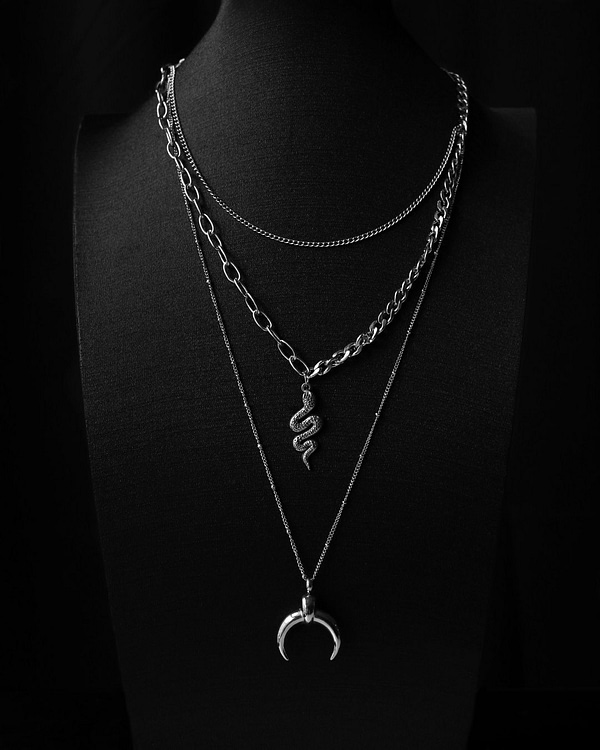 Lunar-Serpentine-Stainless-Steel-Stacking-Snake-Necklace-hellaholics