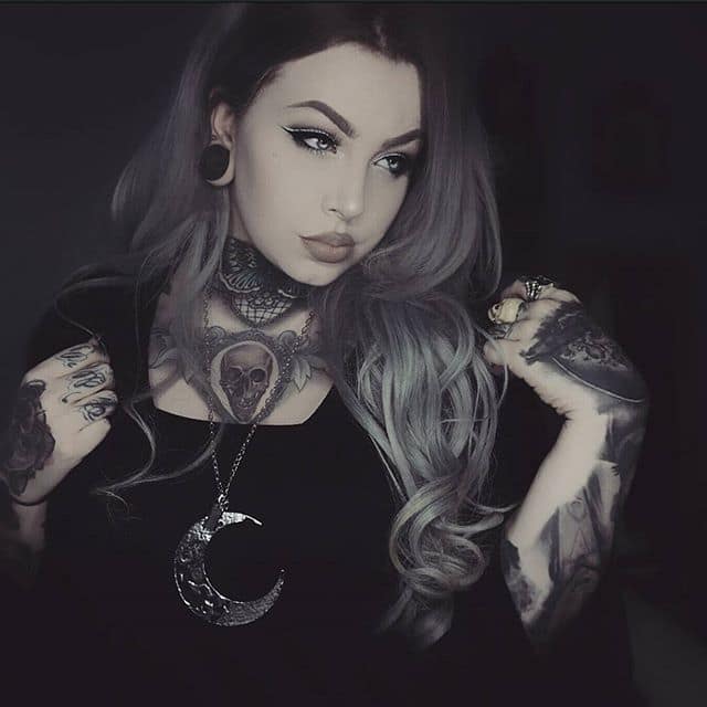 zoe-melissia-mae-xl-crescent-moon-necklace zoe-melissia-mae-xl-crescent-moon-necklace