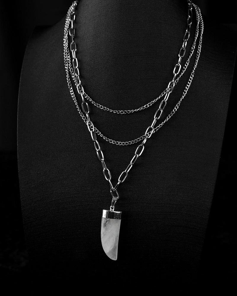 riki-double-layered-clear-quartz-stainless-steel-crystal-necklace-hellaholics