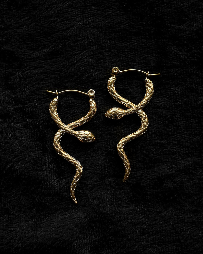viper stainless steel earrings in gold colour