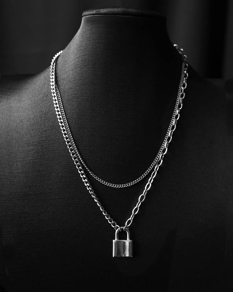 lucretia-double-layer-stainless-steel-lock-necklace-hellaholics-mood
