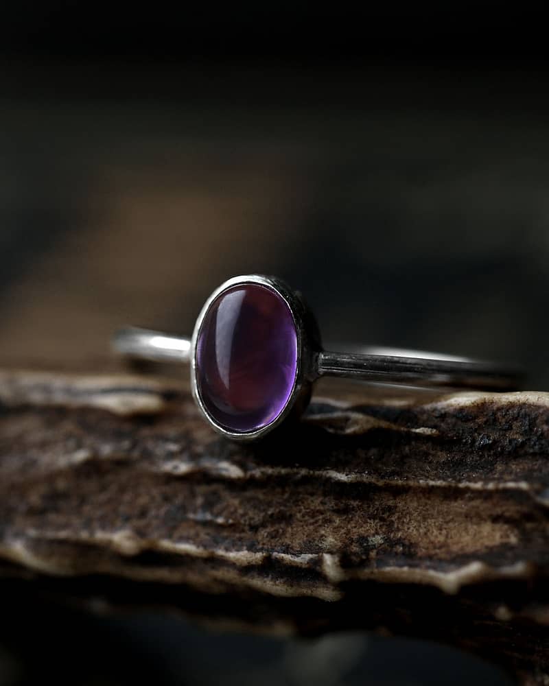 Copy of theia-amethyst-silver-ring-close-up-hellaholics