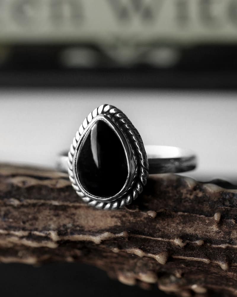 Elara Black Teardrop Ring Onyx