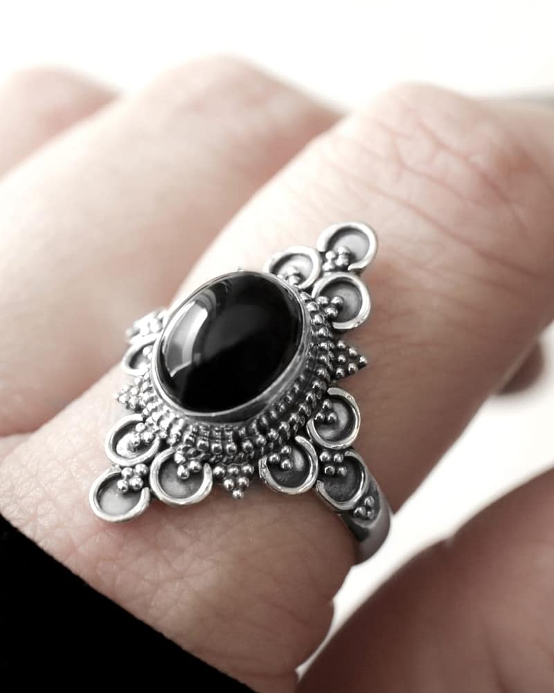 Ariana onyx silver ring