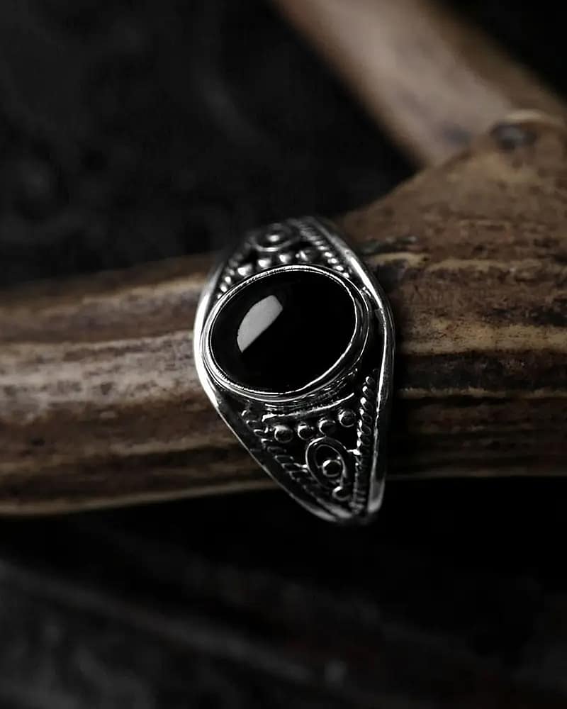 Aelia Onyx Silver Ring