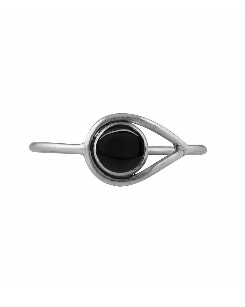 Huntress Silver Onyx Ring