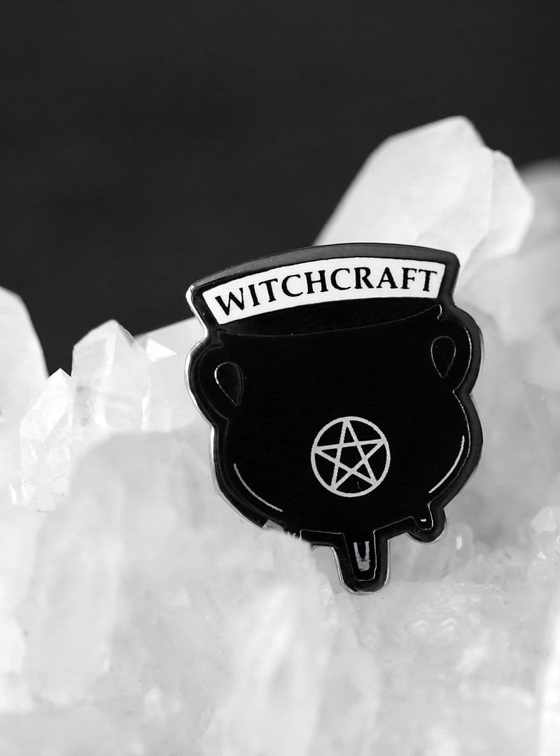 witchcraft-cauldron-pin-by-mysticum-luna-hellaholics