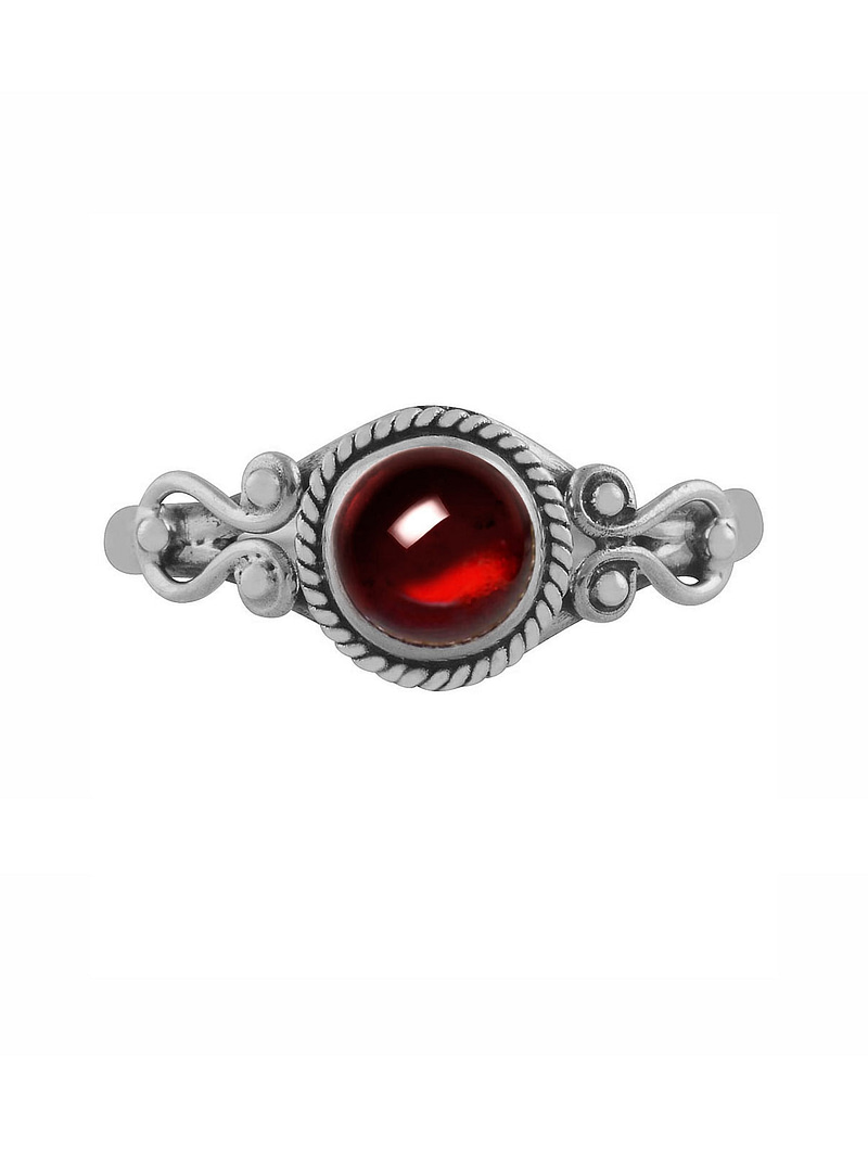 amaya-garnet-silver-ring-front-hellaholics (2)