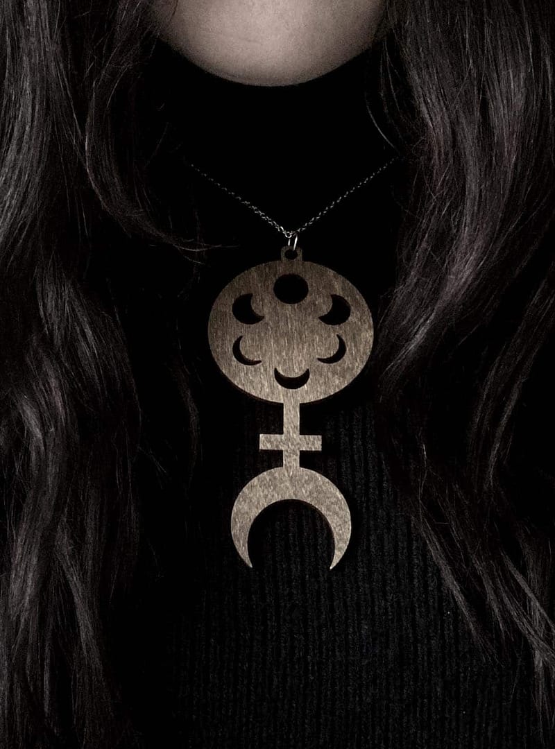 pagan-priestess-laser-cut-brown-necklace-reels-hellaholics-2