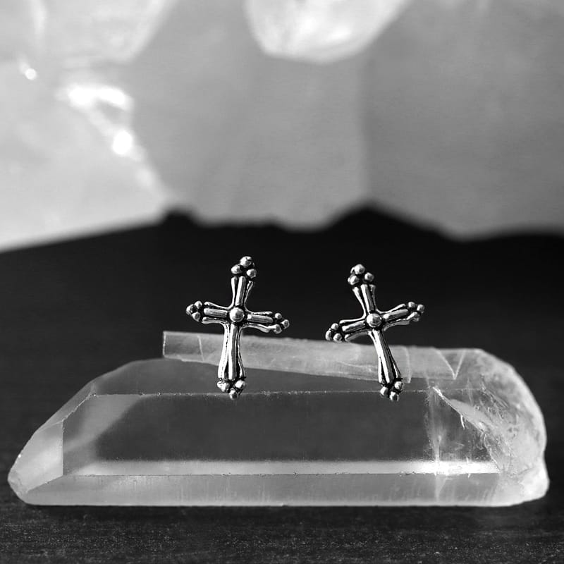 gothic-cross-silver-stud-earrings
