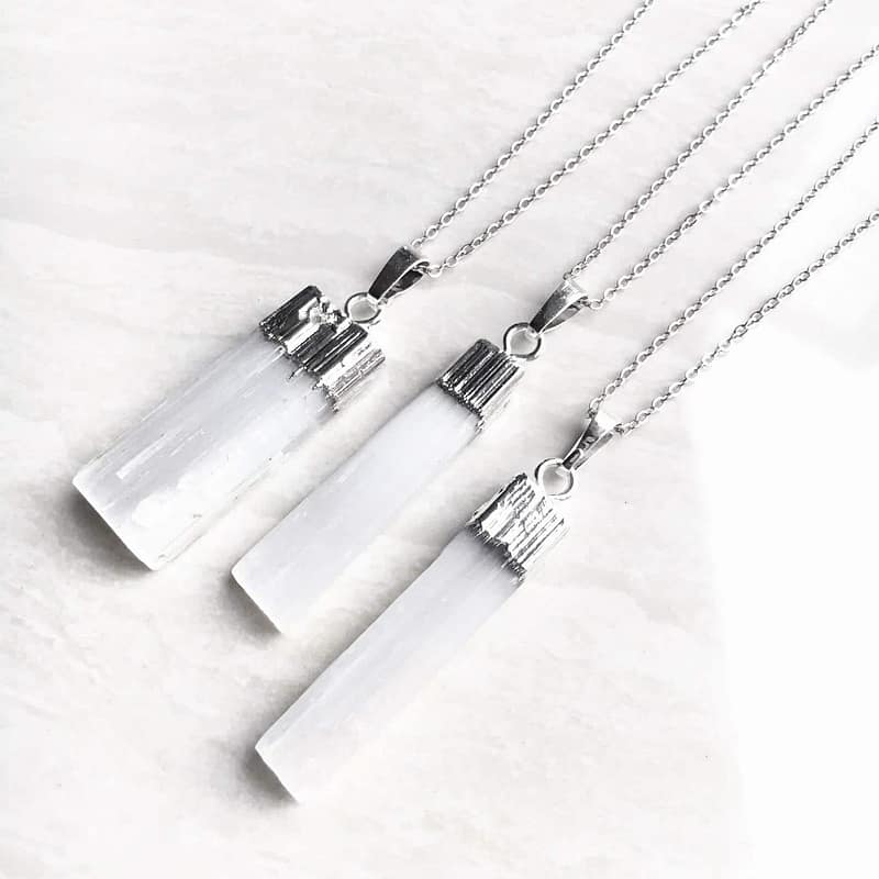silver-selenite-necklace-hellaholics-3