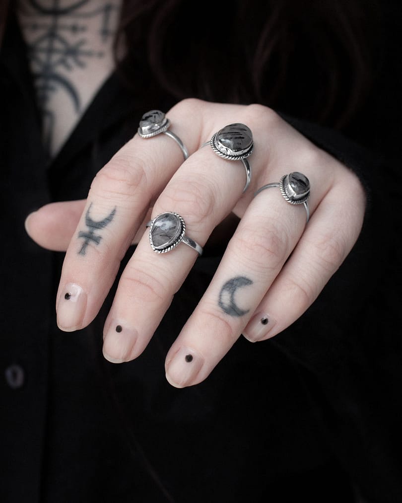 elara-rutile-silver-ring-hellaholics (2)