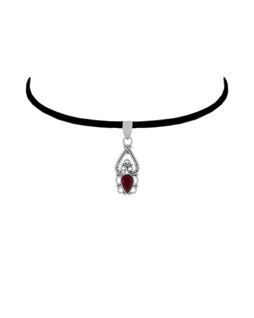 gina-garnet-cut-stone-silver-pendant-choker-hellaholics (1)