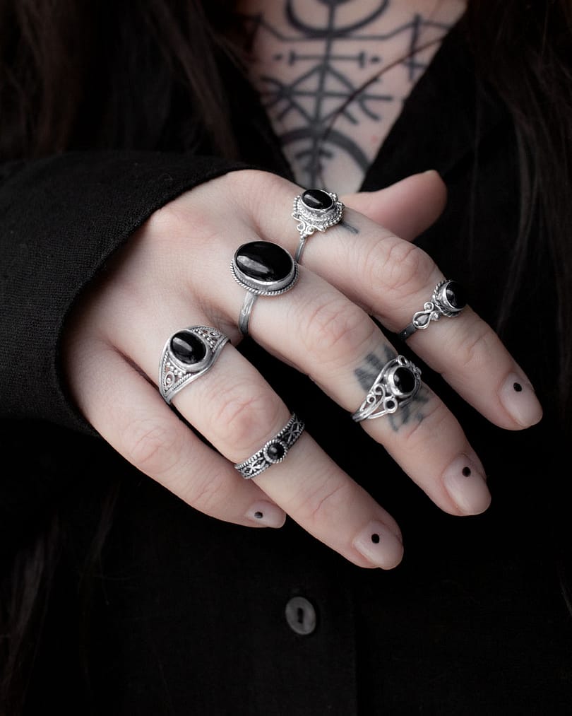 gaia-onyx-silver-rings-mix-hellaholics