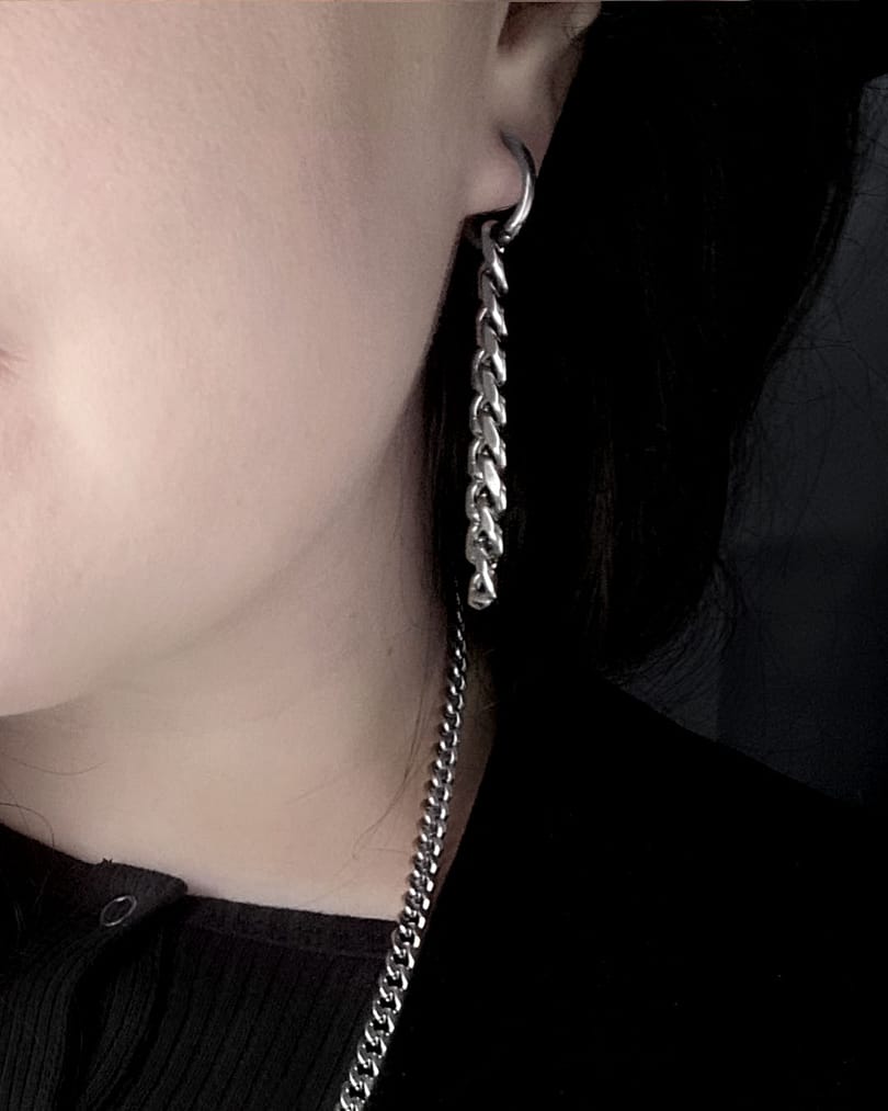 lita-stainless-steel-chain-hoop-earrings-hellaholics