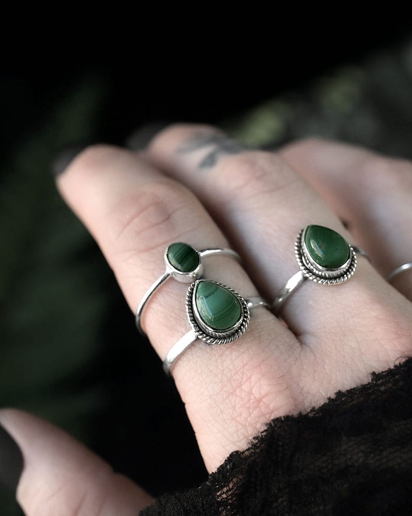 elara-theia-malachite-sterling-silver-rings-hellaholics-2