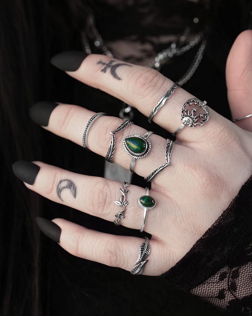 theia-elara-malachite-sun-and-moon-feather-silver-rings-hellaholics