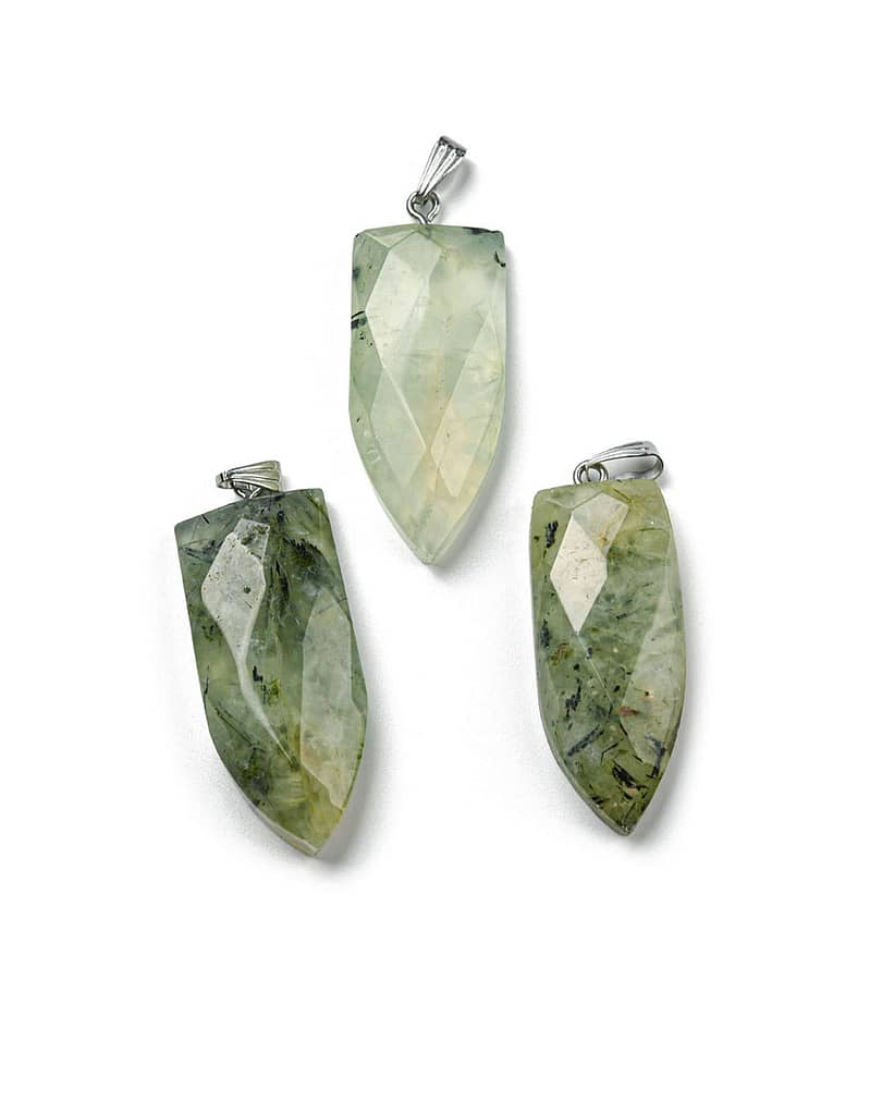 penelope-green-rutilated-prehnite-necklace-pendant-example-hellaholics