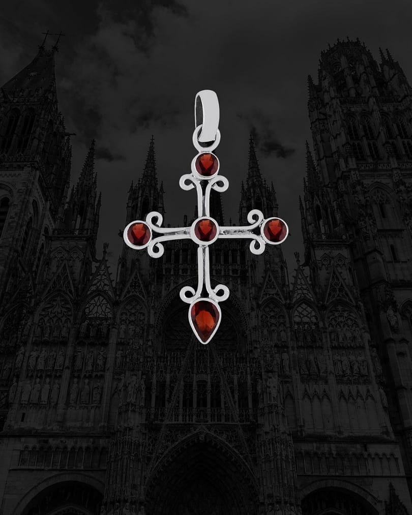 gissele-garnet-cross-necklace-front-dark-hellaholics