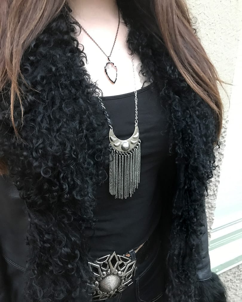 quartz-moon-phase-necklace-hellaholics quartz-moon-phase-necklace-hellaholics