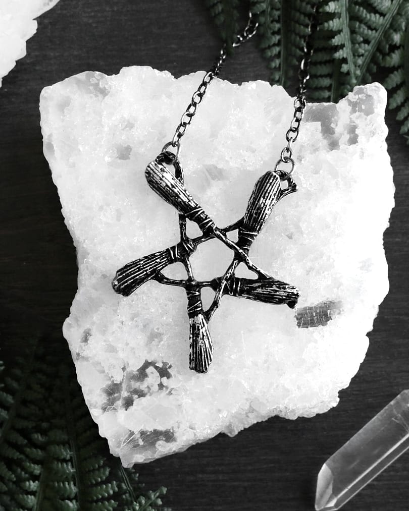 pentagram-broom-necklace-restyle-hellaholics