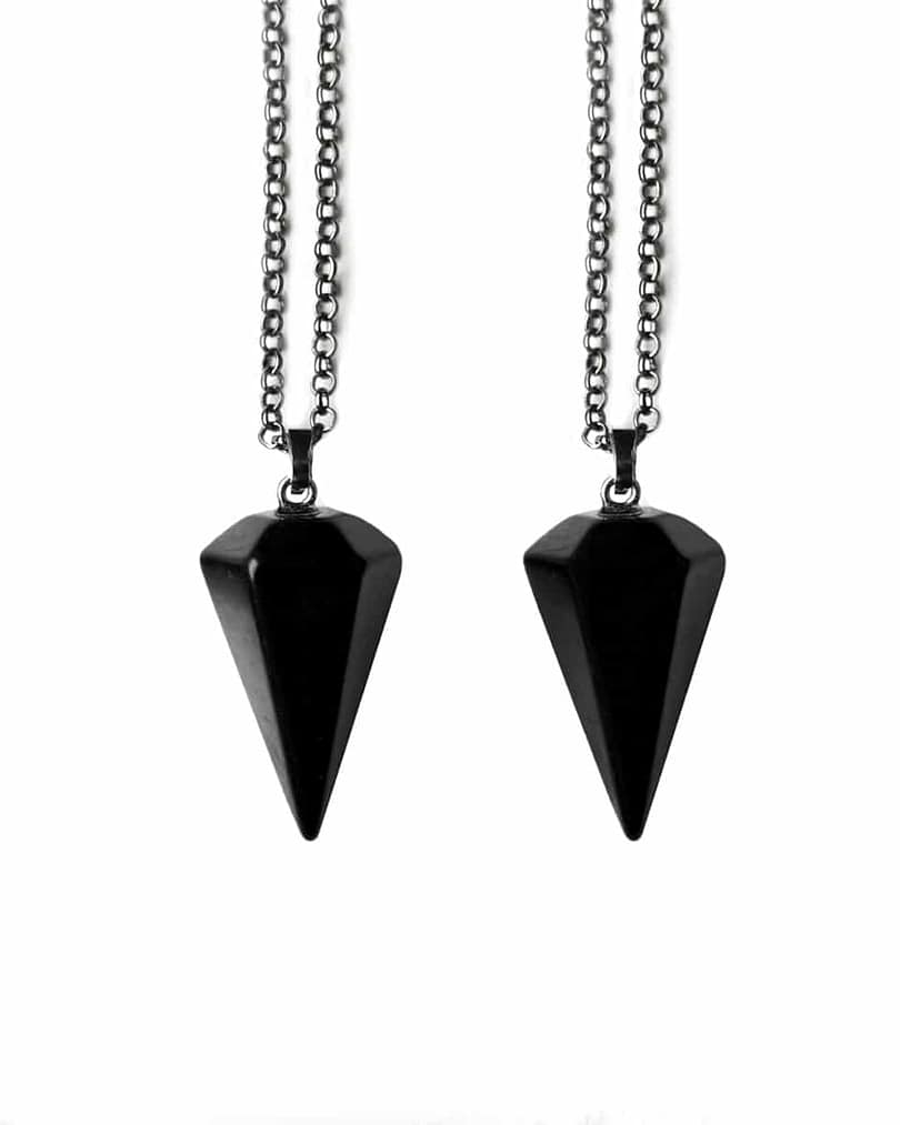 pendulum-onyx-necklace-hellaholics
