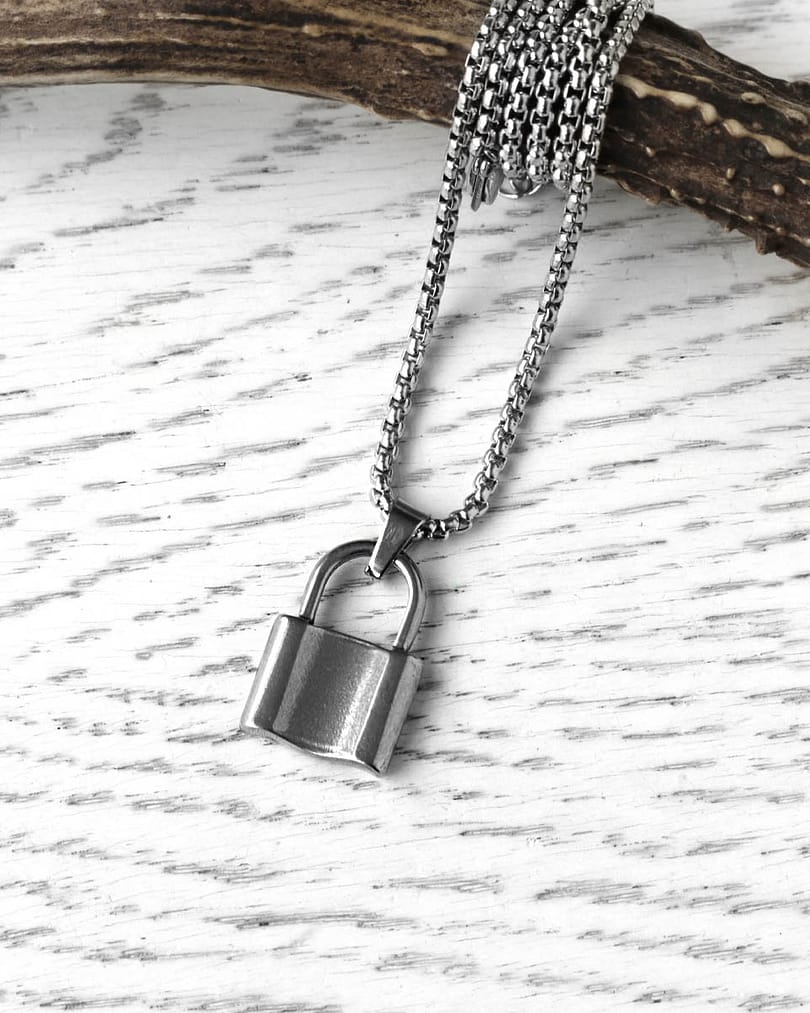 lock-stainless-steel-necklace-hellaholics-mood