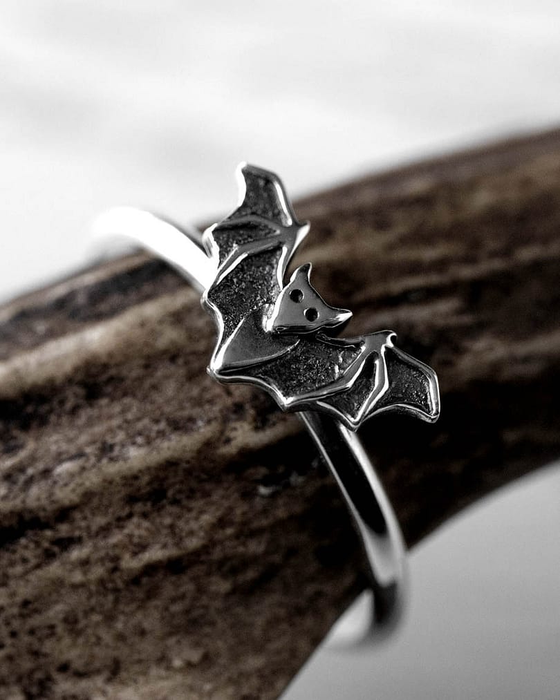 baby-bat-recycled-silver-ring-horn-hellaholics baby-bat-recycled-silver-ring-horn-hellaholics
