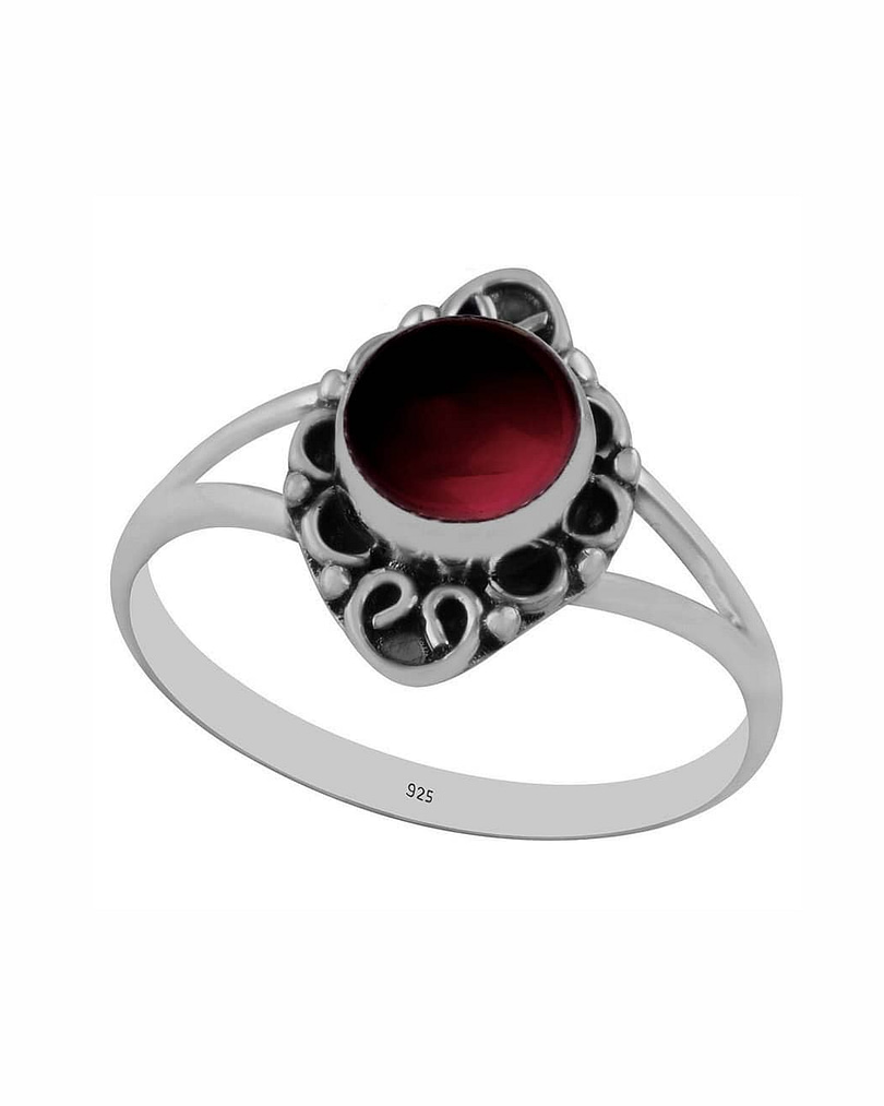 giana-garnet-silver-ring-side-hellaholics (1) (1)