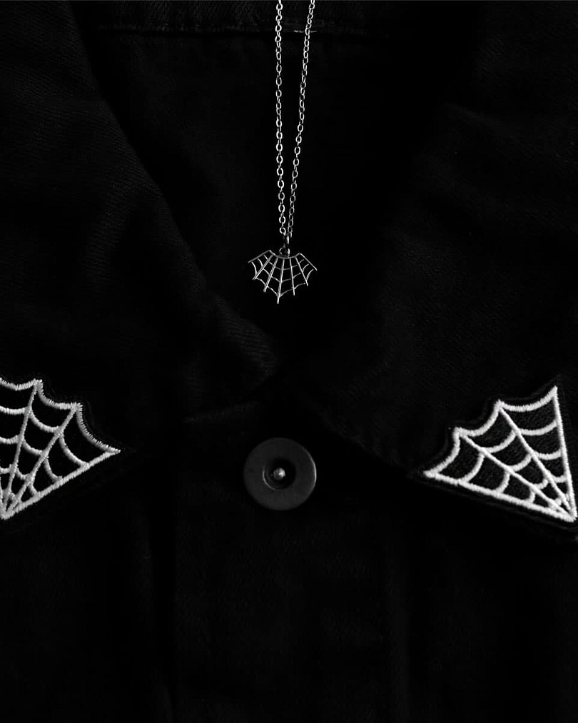 spider-web-patches-spider-web-silver-necklace-hellaholics spider-web-patches-spider-web-silver-necklace-hellaholics