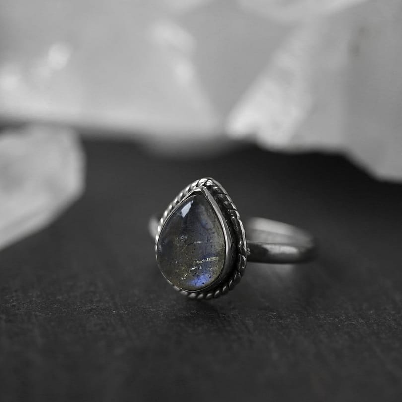 elara-silver-labradorite-ring-hellaholics