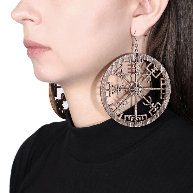 vegvisir-wooden-earrings-brown-hellaholics