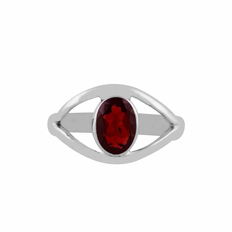 dragon-eye-garnet-cut-stone-stilver-ring-hellaholics-front